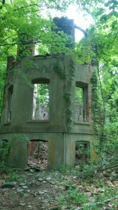 Ruins of Cedar Glen in Franny Reese State Park